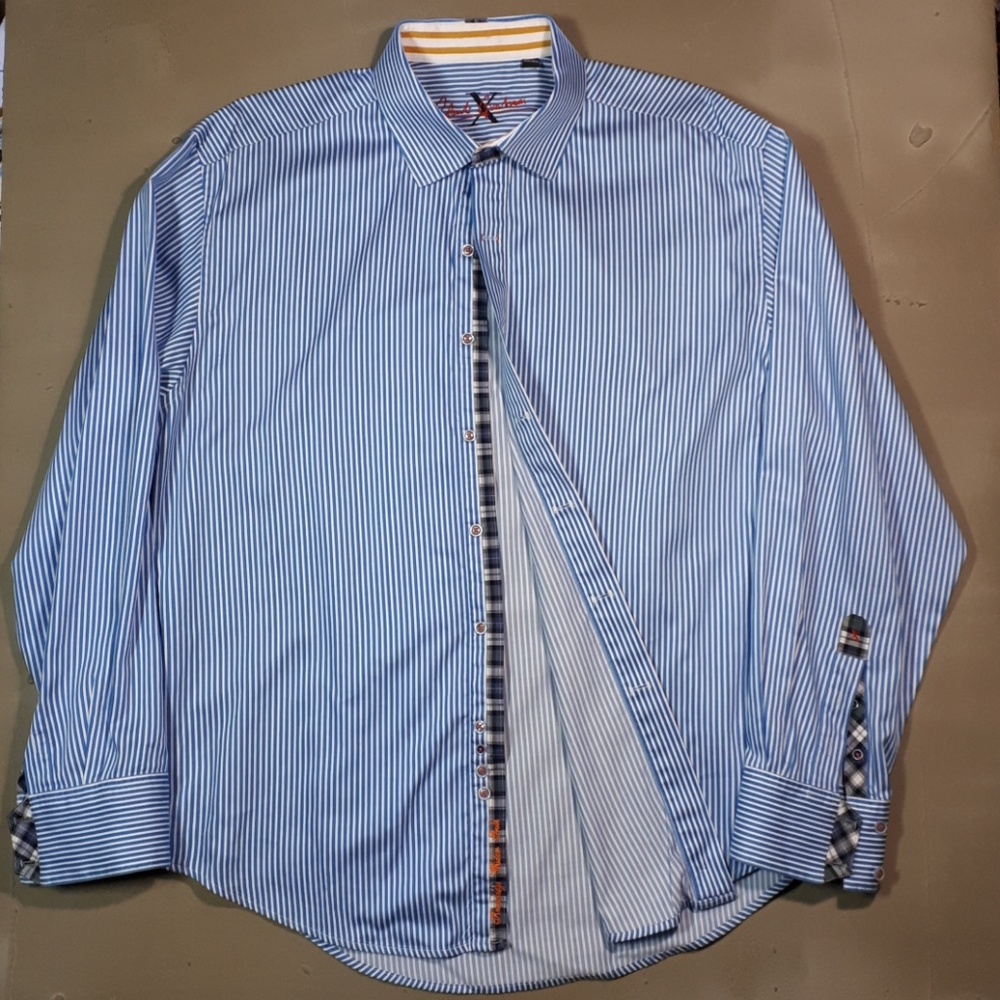 Robert Graham shirt
